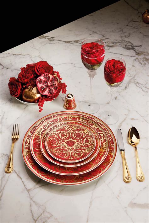 versace medusa yemek takımı|Versace Dinnerware Collection .